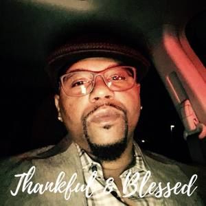 Meet your Posher, Jeconiah